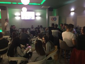 Mladi Dugopolja kroz prvi dugopoljski PUB QUIZ prezentirali rezultate i diseminirali projekt razmjene mladih - UNESCOnnect us! Slika 3